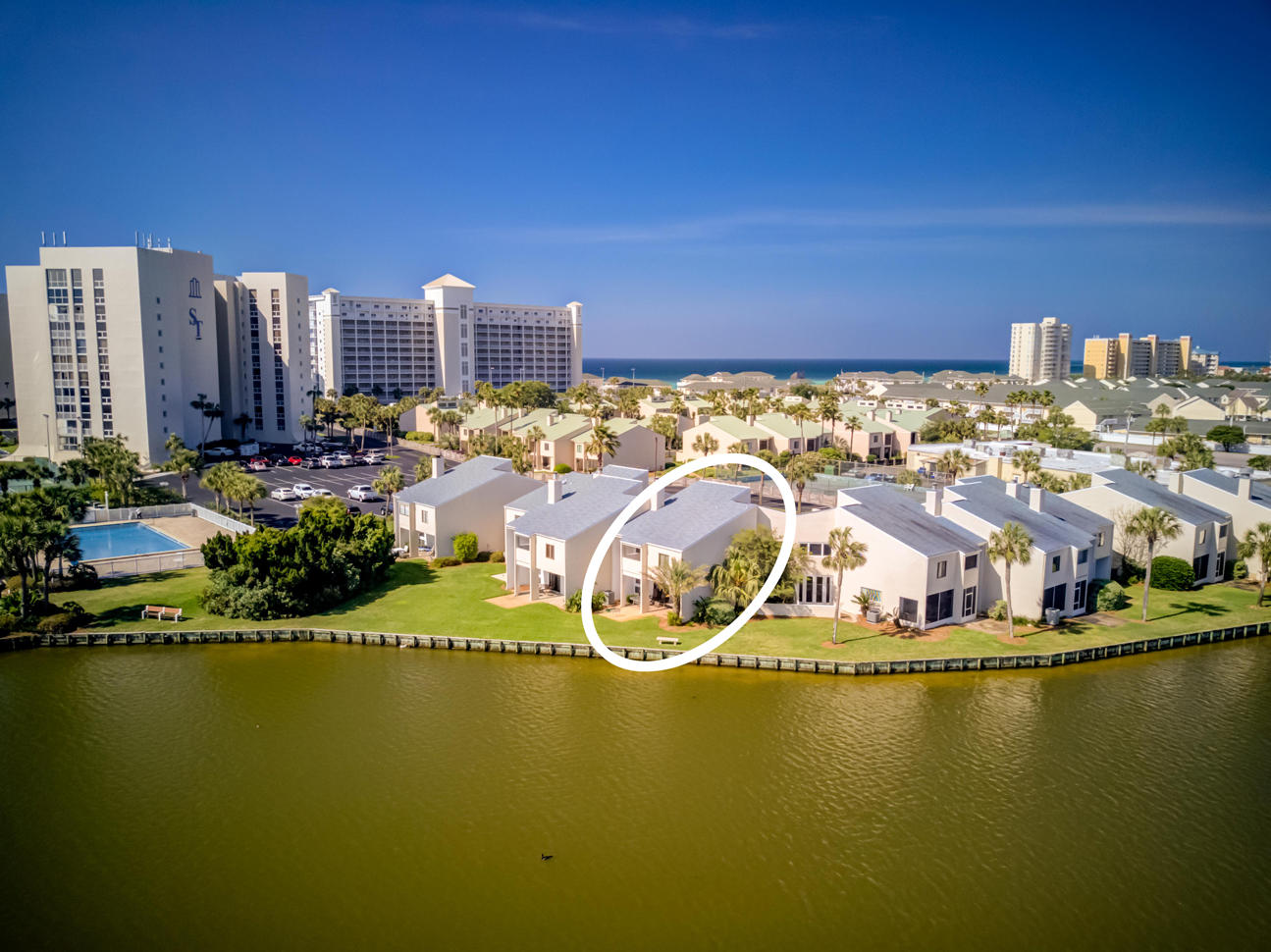 SHORELINE TOWERS 4 - Residential