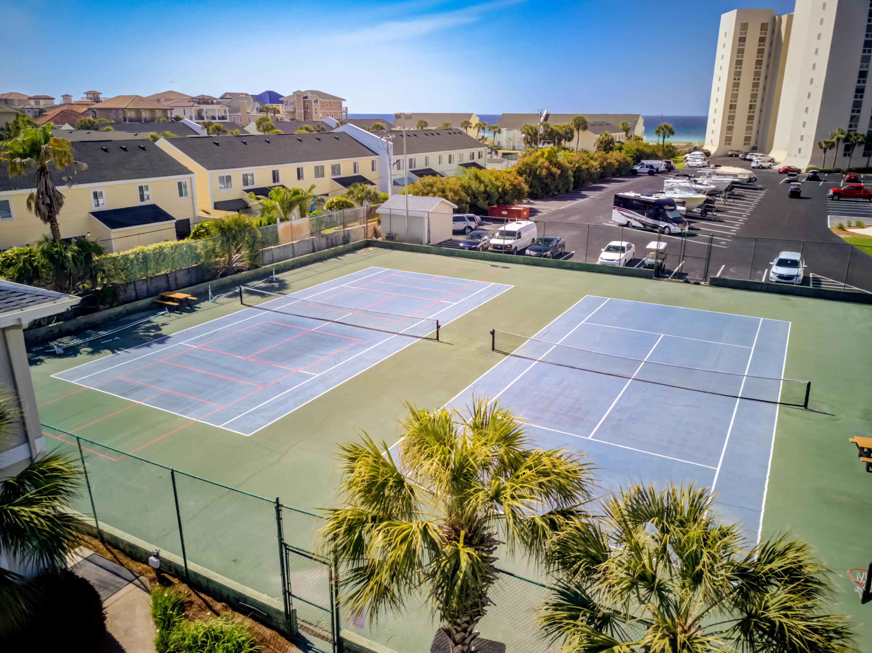 SHORELINE TOWERS 4 - Residential