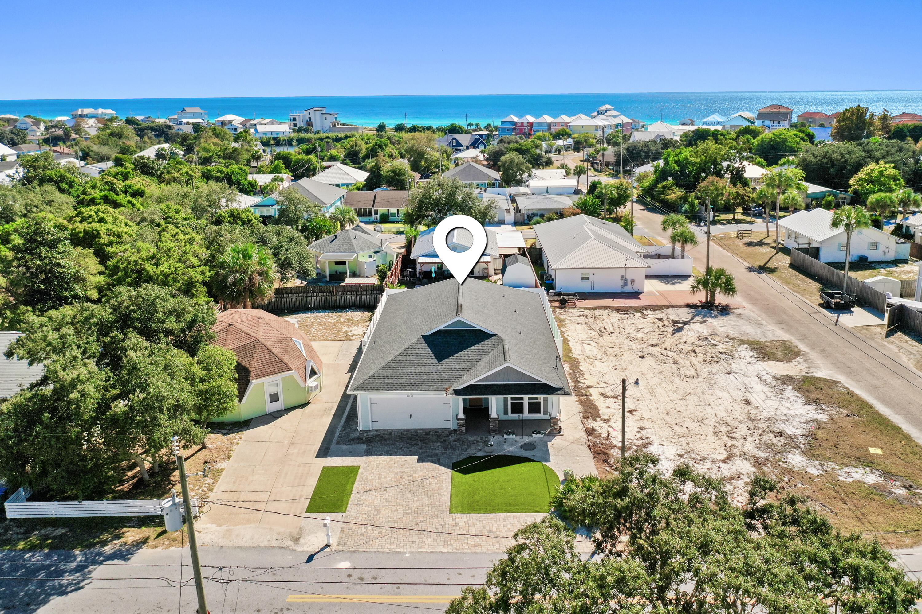 RIVIERA BEACH - Residential