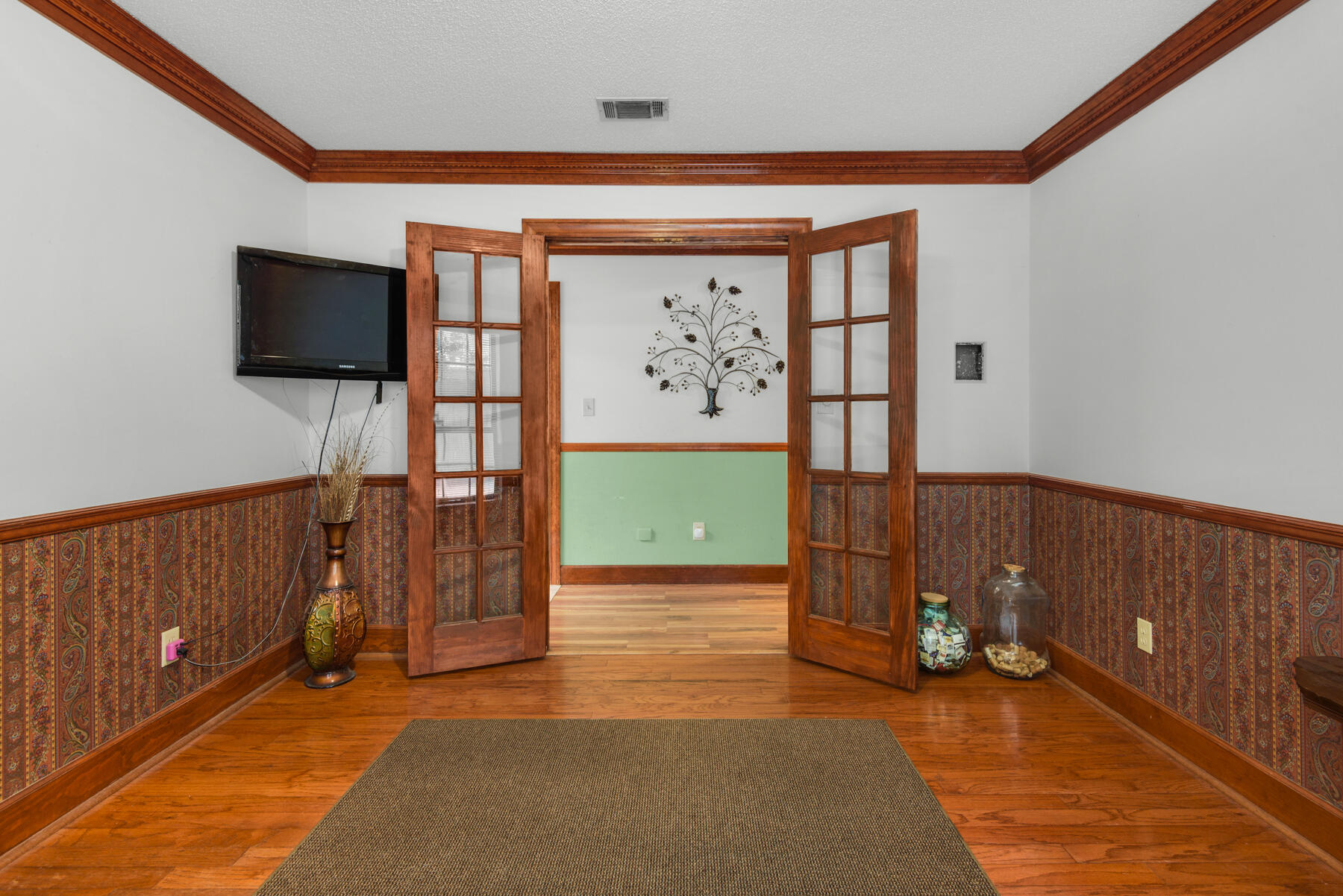 SHADY LANE - Residential