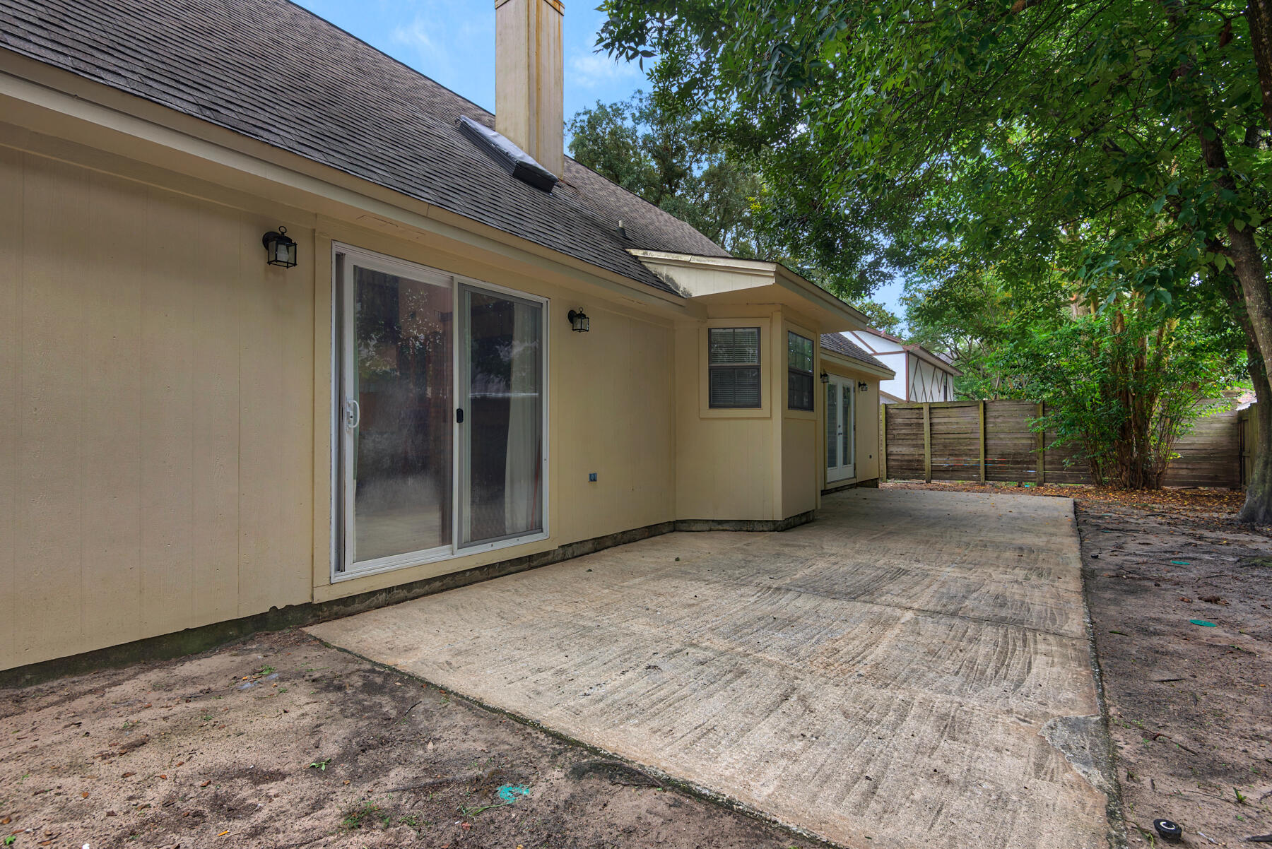SHADY LANE - Residential