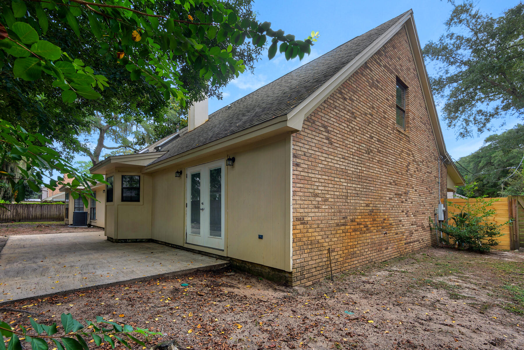 SHADY LANE - Residential