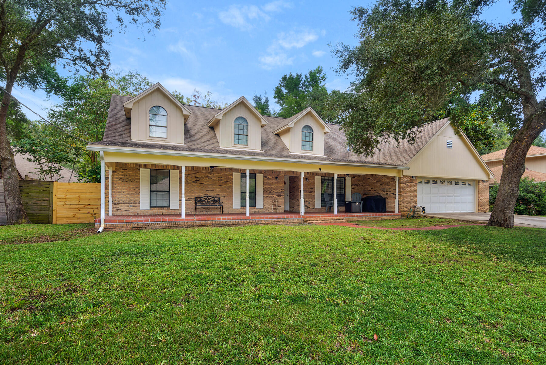 SHADY LANE - Residential