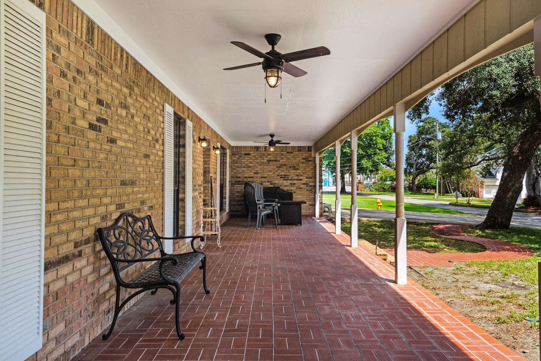 SHADY LANE - Residential