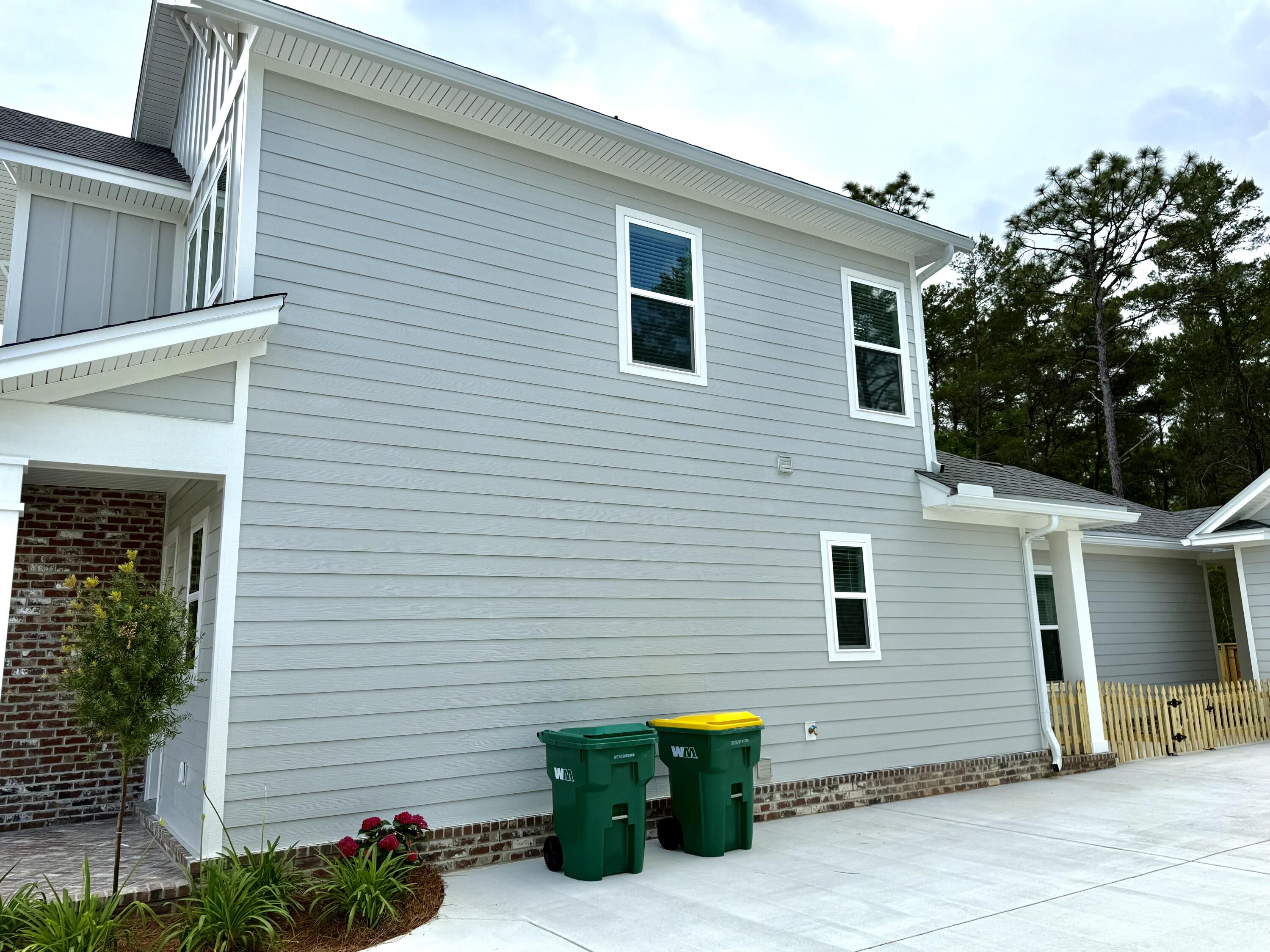 DEER MOSS CREEK - Residential