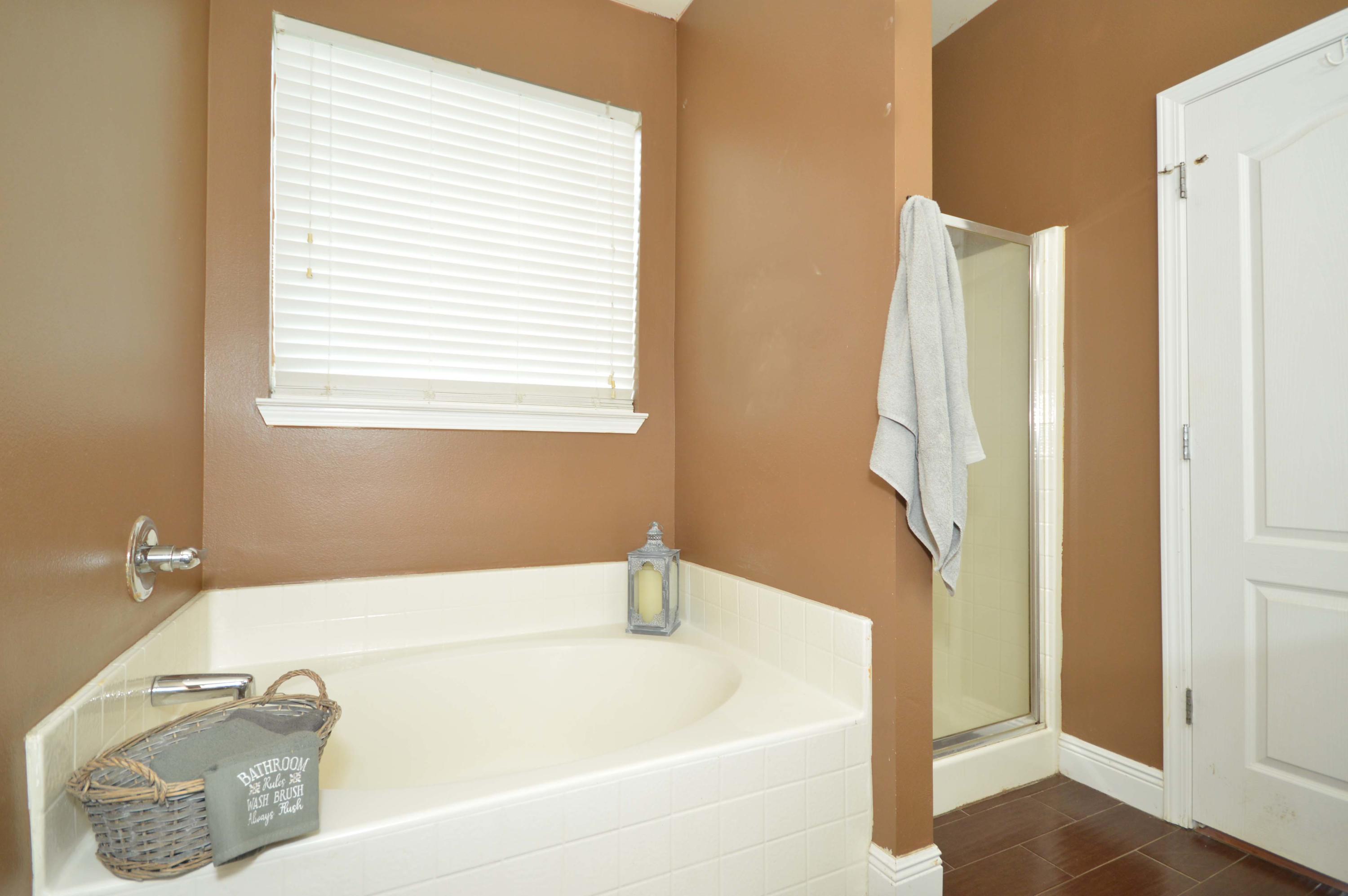 SANDY RIDGE ESTATES - Residential