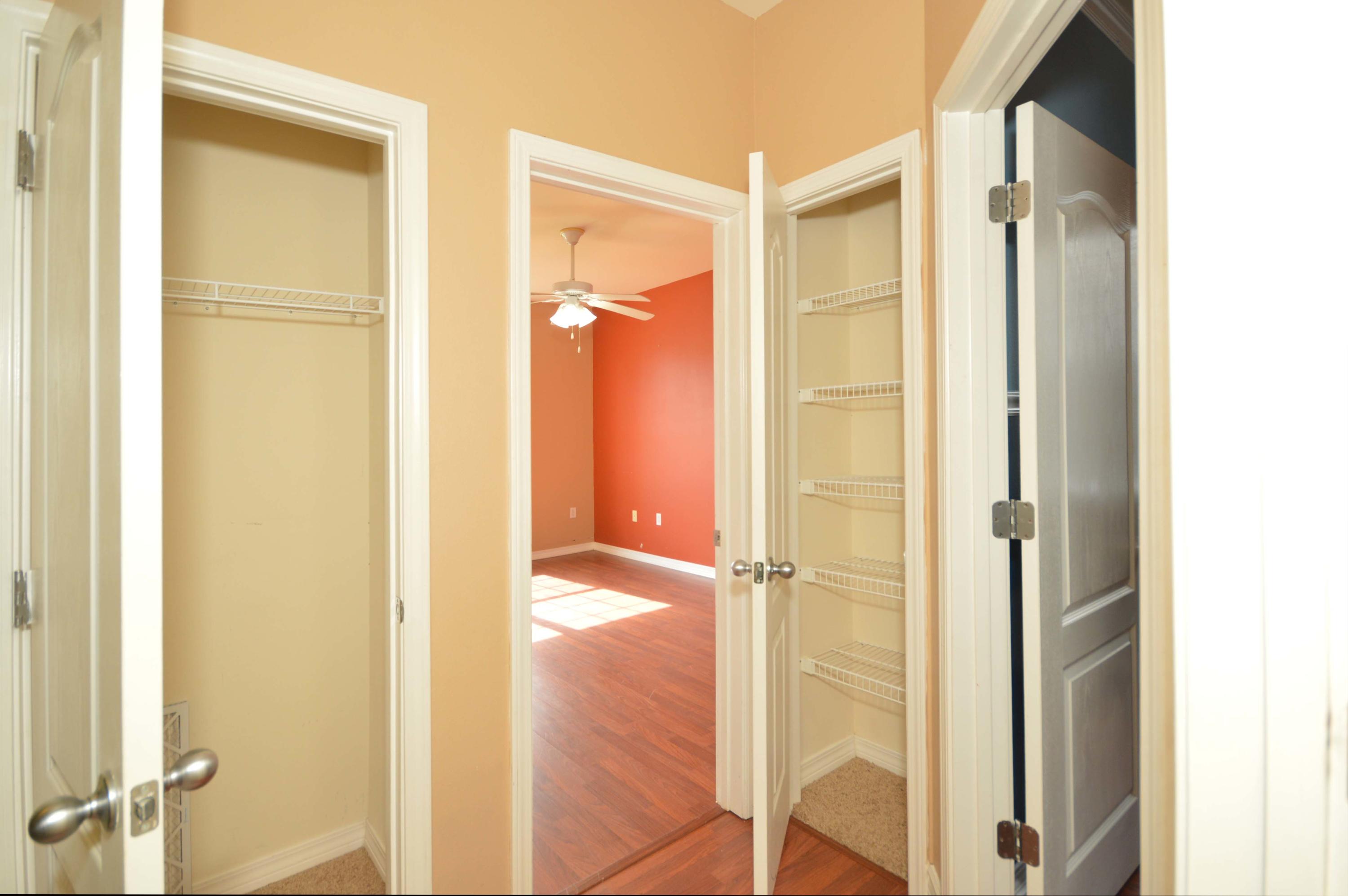 SANDY RIDGE ESTATES - Residential