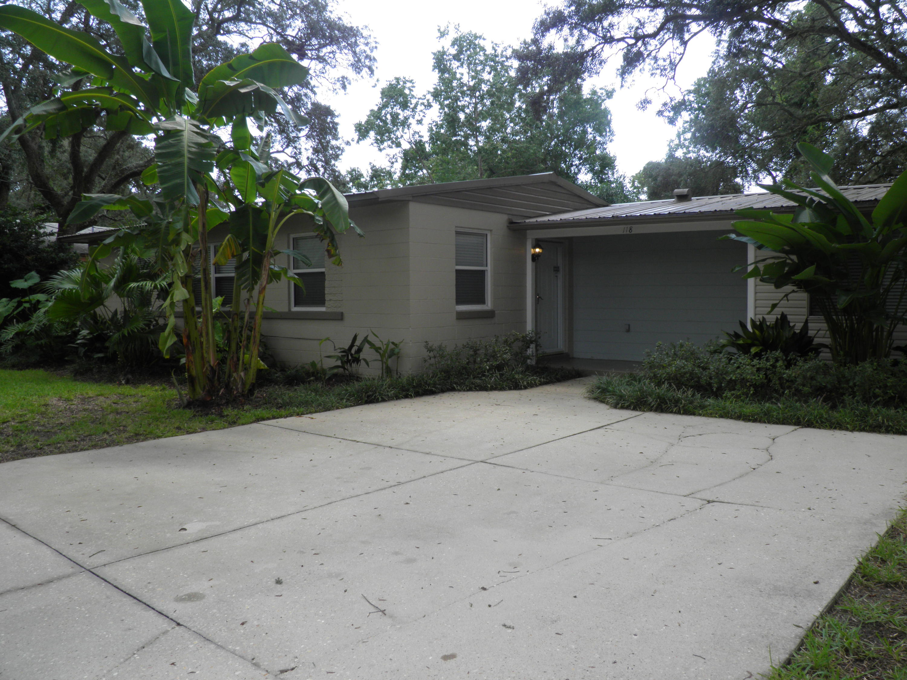 GARNIERS BEACH 2ND Addition, Lot 11 Blk 2. - Residential