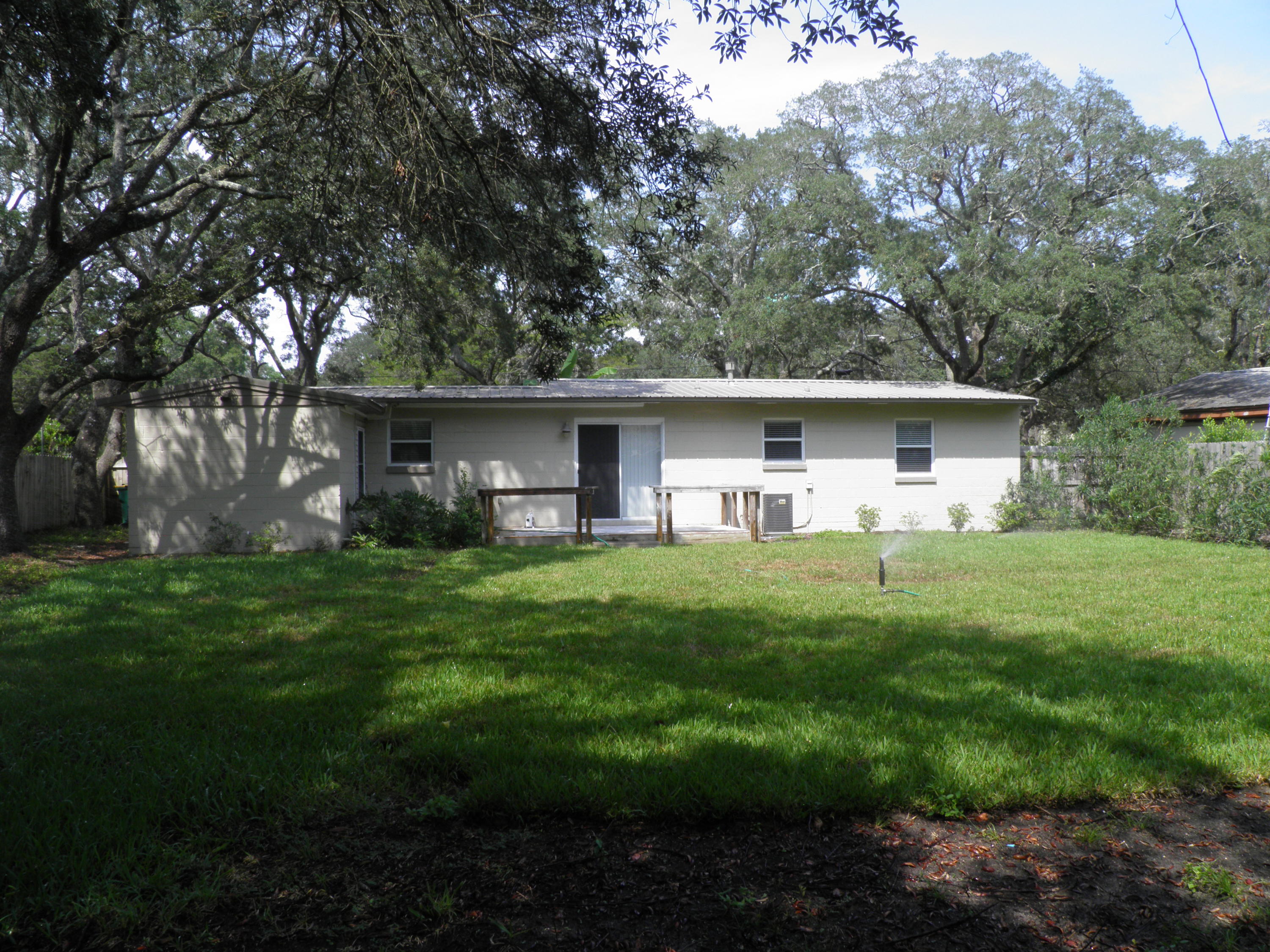 GARNIERS BEACH 2ND Addition, Lot 11 Blk 2. - Residential