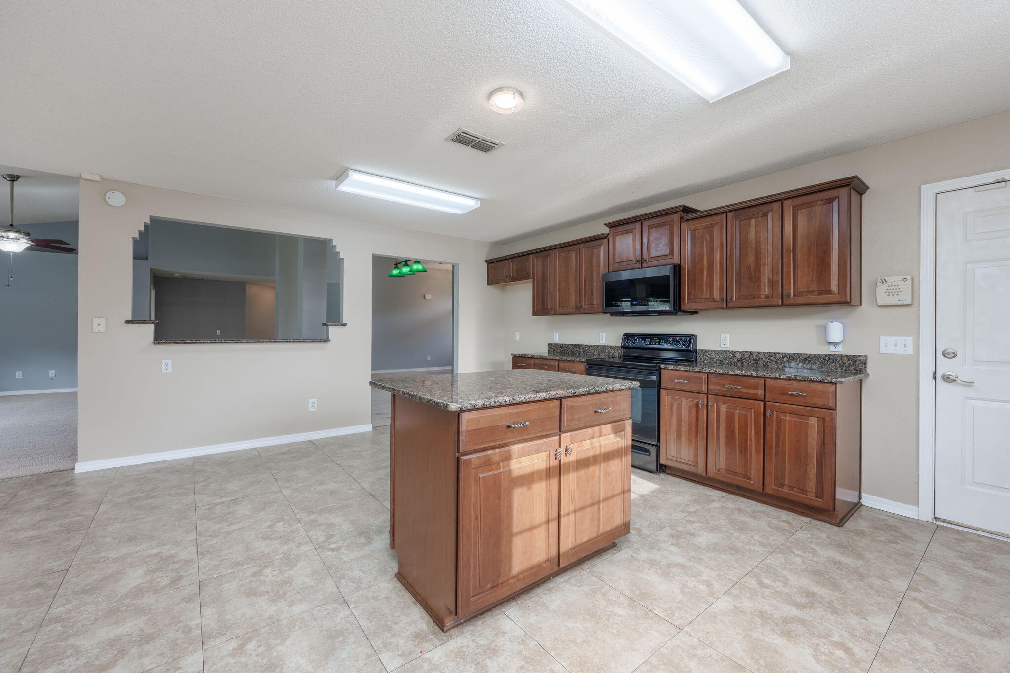 HOLLEY BY THE SEA - Residential