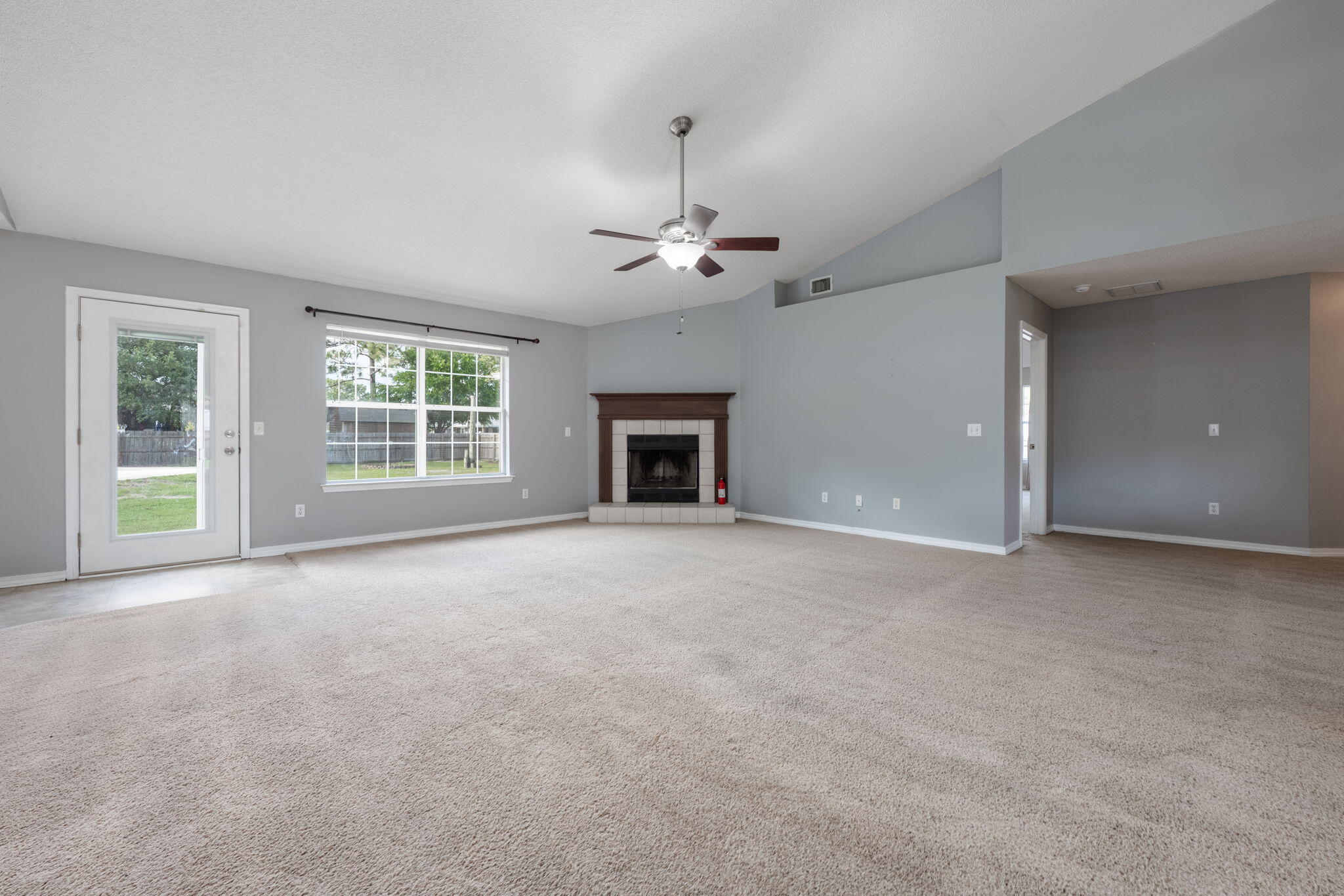 HOLLEY BY THE SEA - Residential