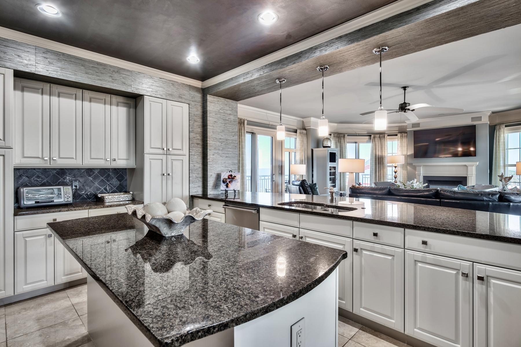 ONE WATER PLACE AT KELLY PLANTATION - Residential