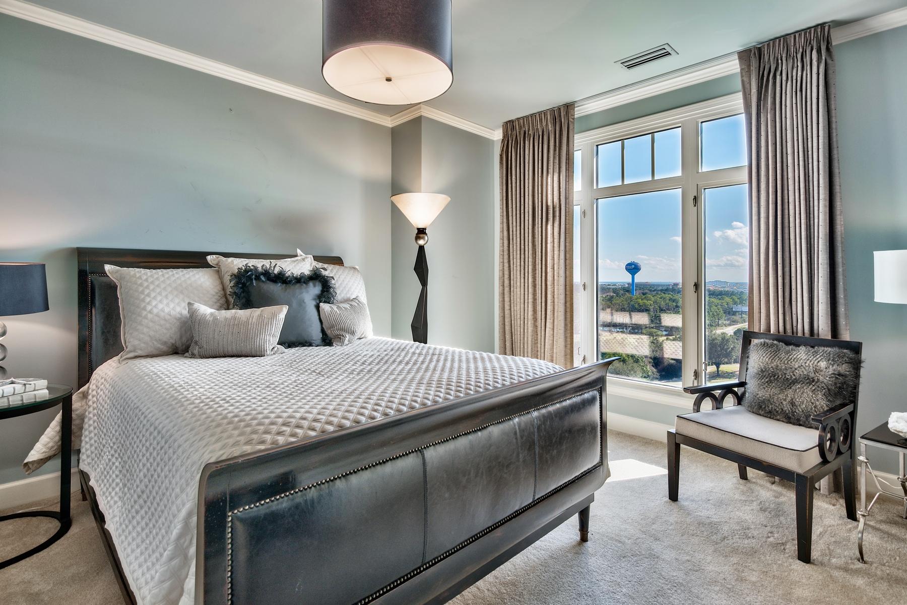 ONE WATER PLACE AT KELLY PLANTATION - Residential