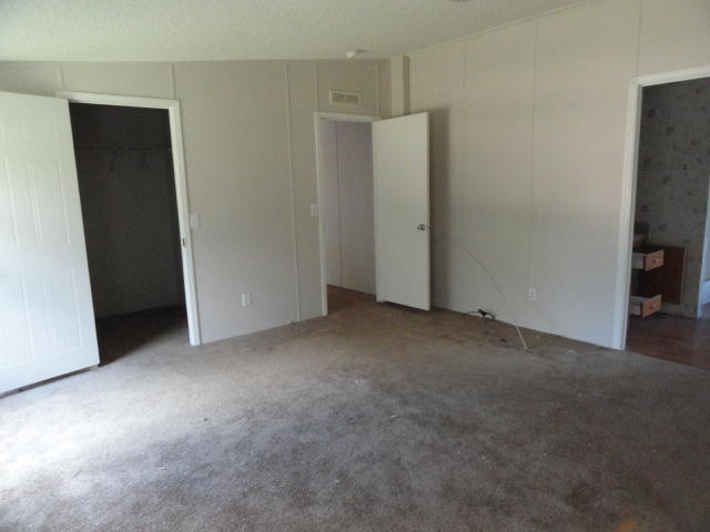 Metes and bounds - Residential