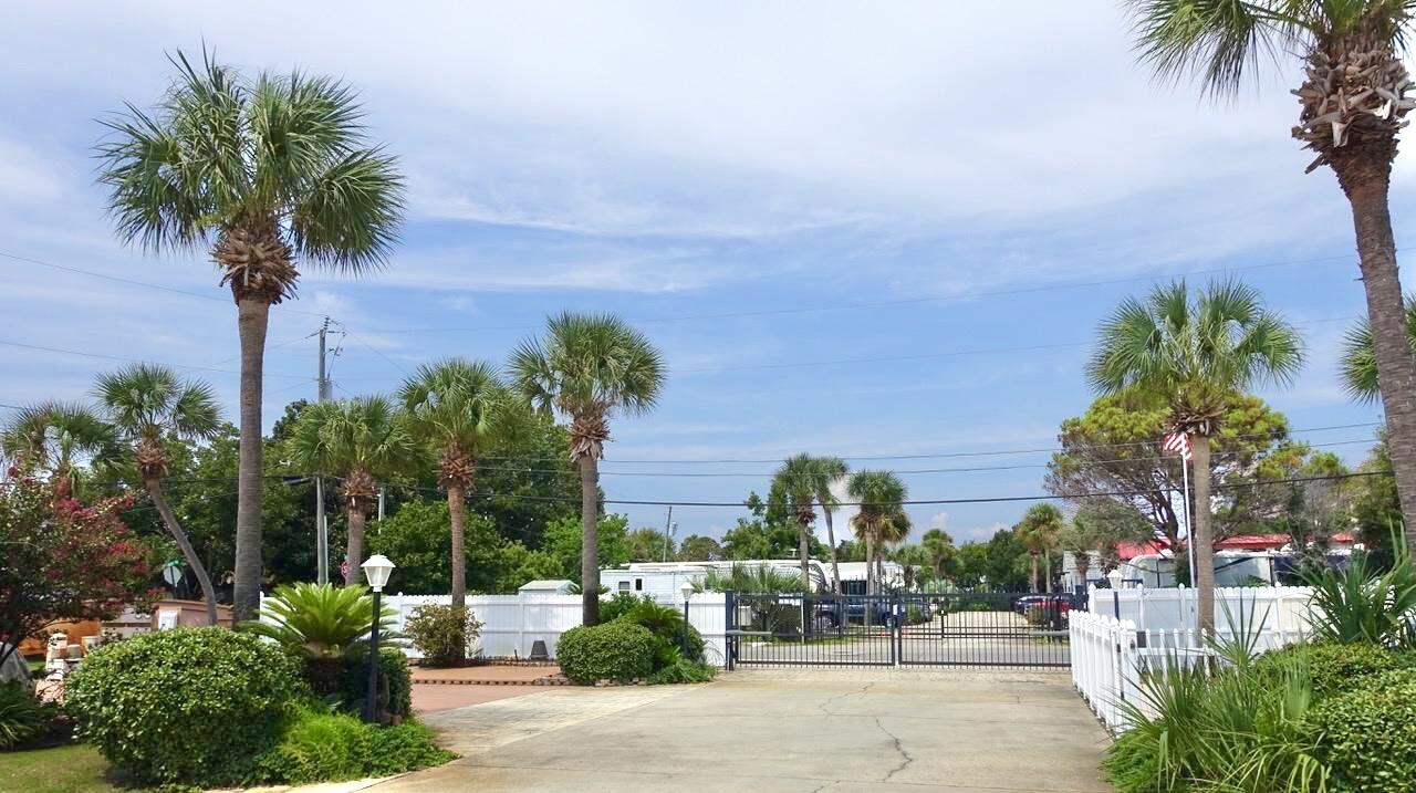OCEANSIDE - Land