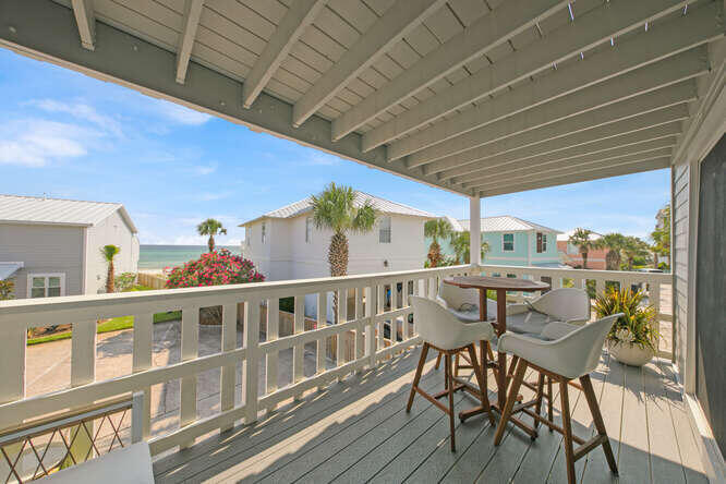 SHORELINE TOWNHOUSE - Residential