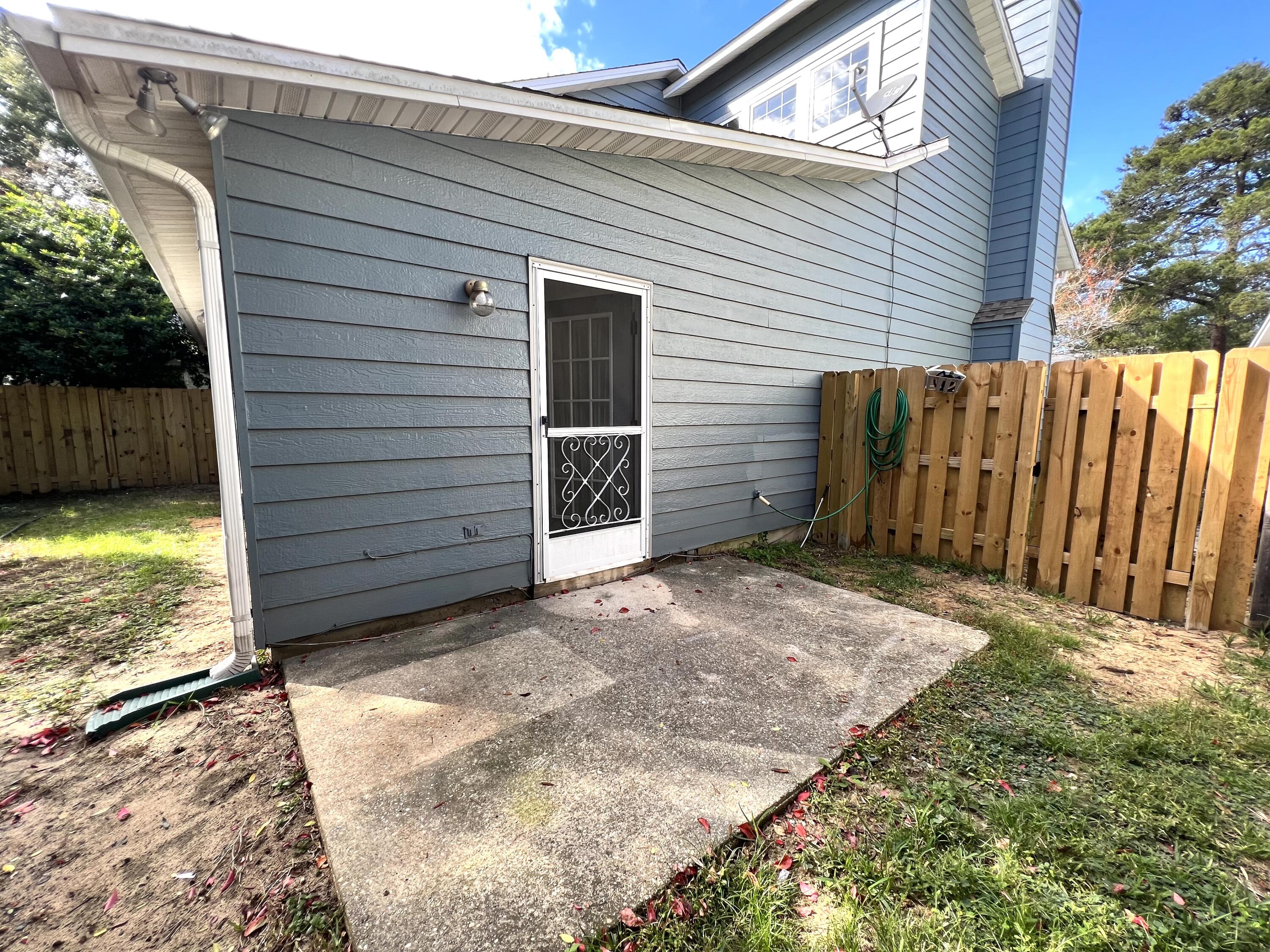 Parkwood Circle of Bluewater Bay - Residential Lease