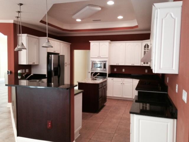 SLEEPY OAKS - Residential