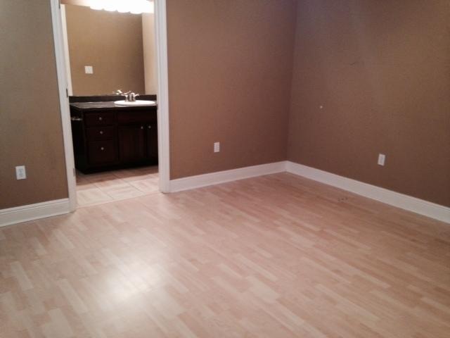 SLEEPY OAKS - Residential