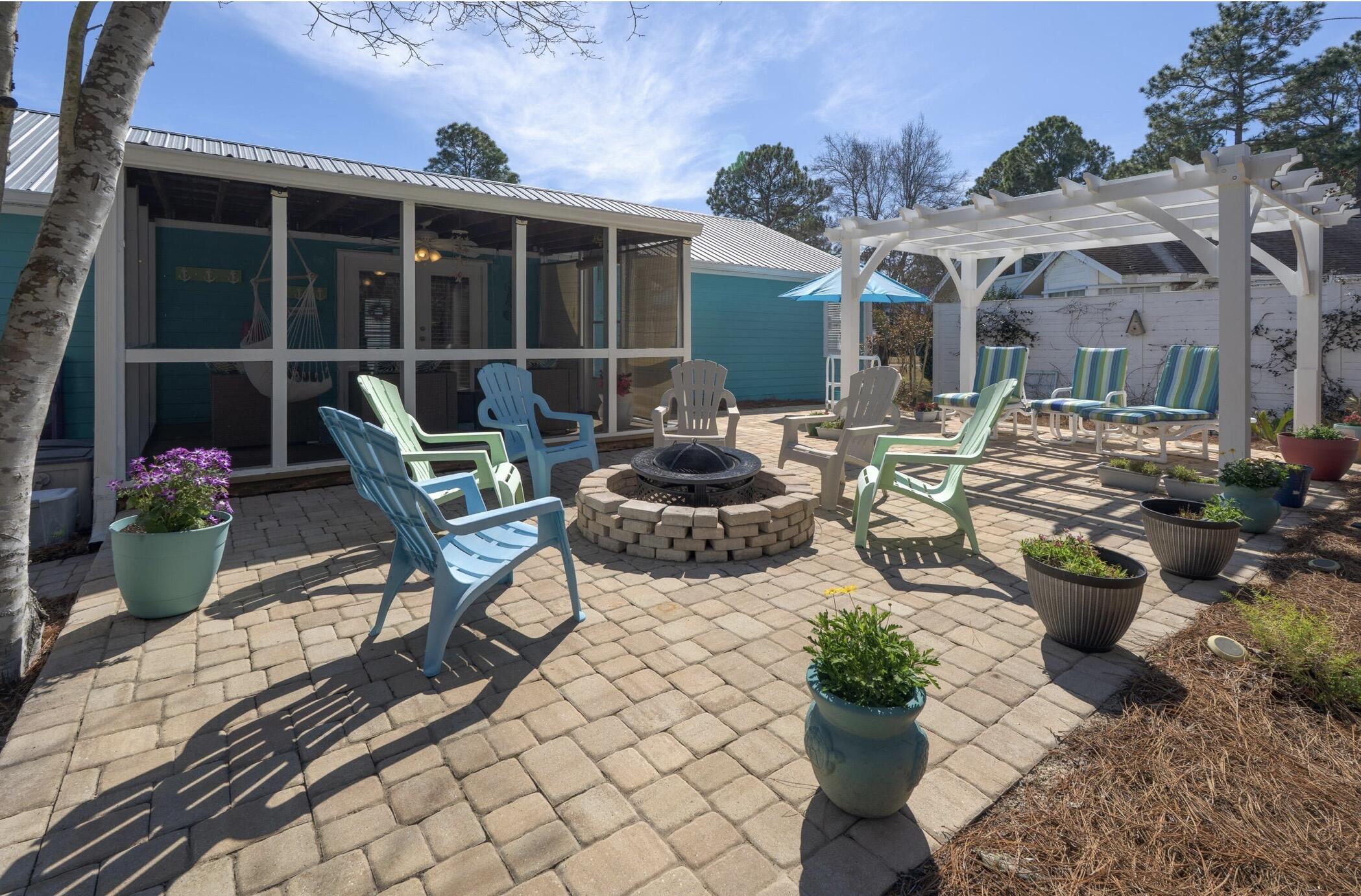 MONARCH ESTATES - Residential