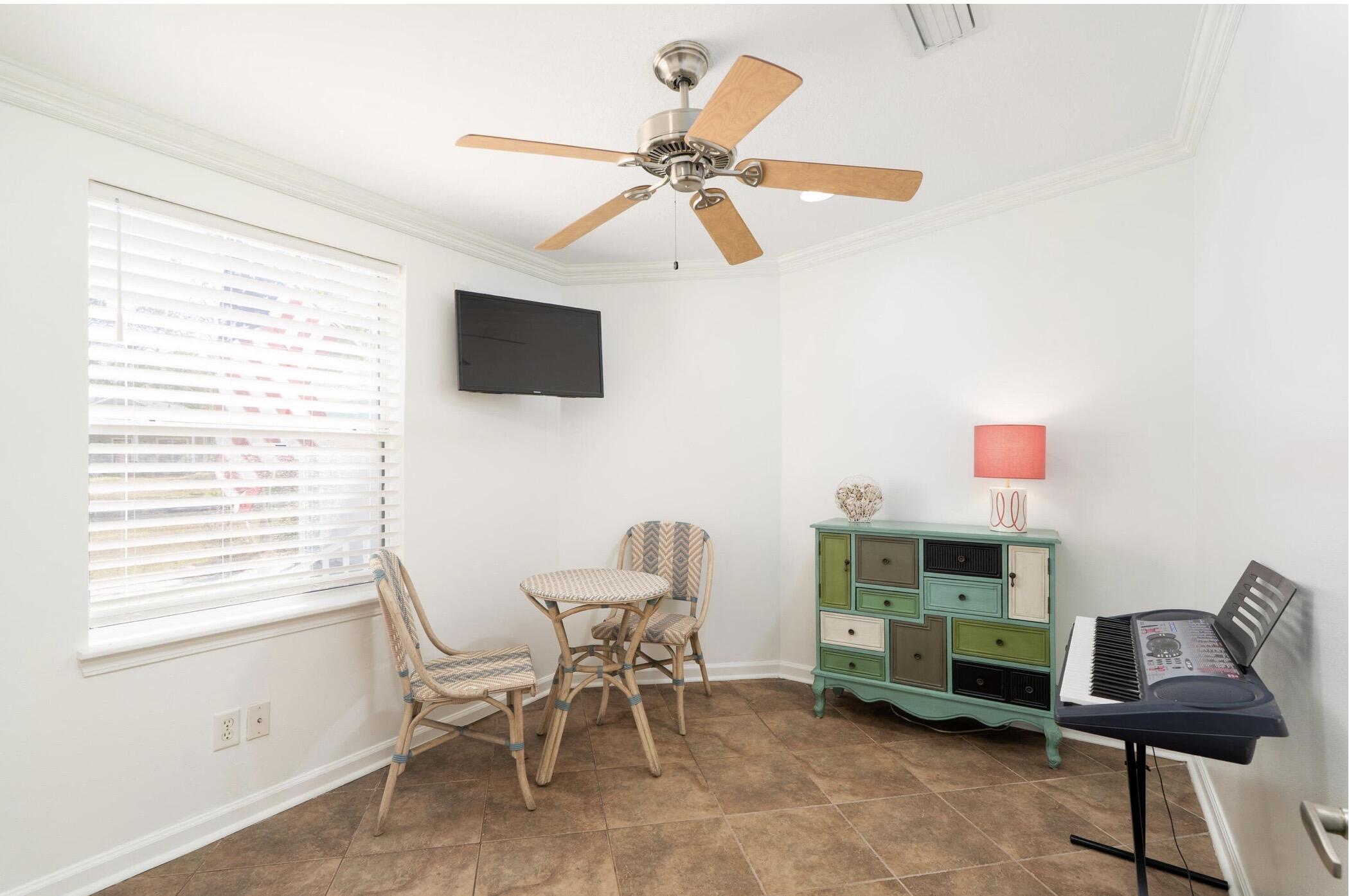 MONARCH ESTATES - Residential