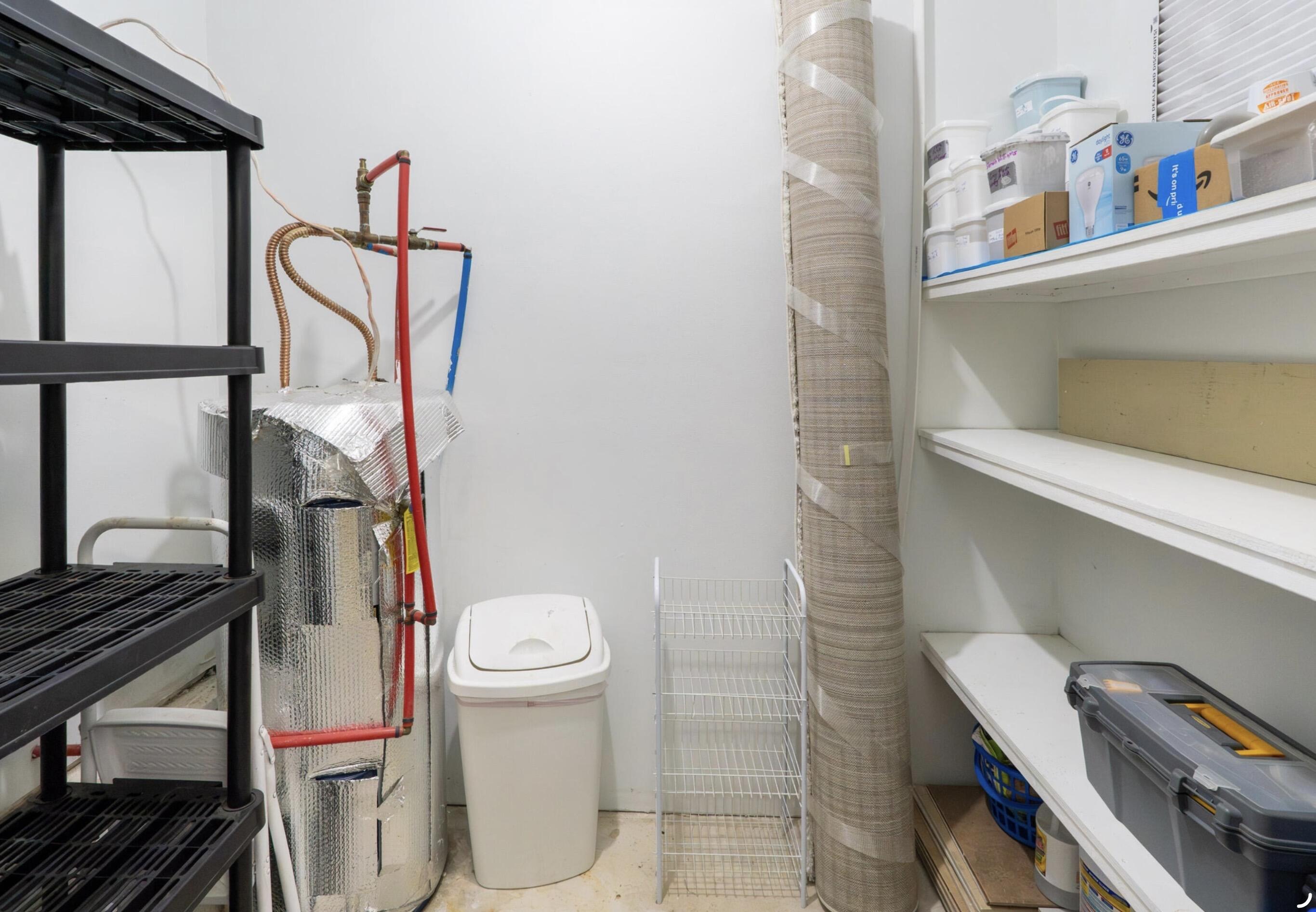 MONARCH ESTATES - Residential