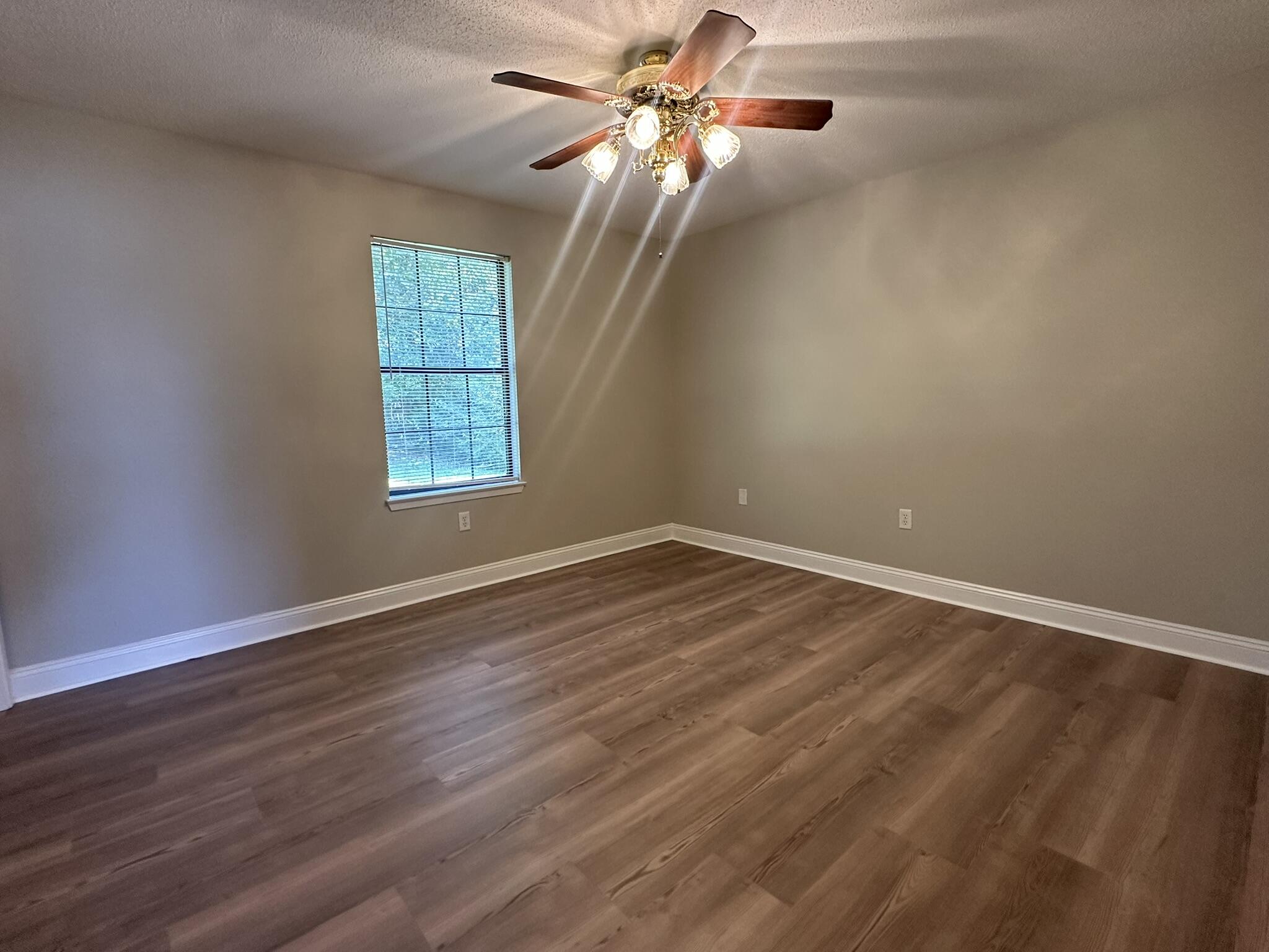 AUBURN HEIGHTS - Residential