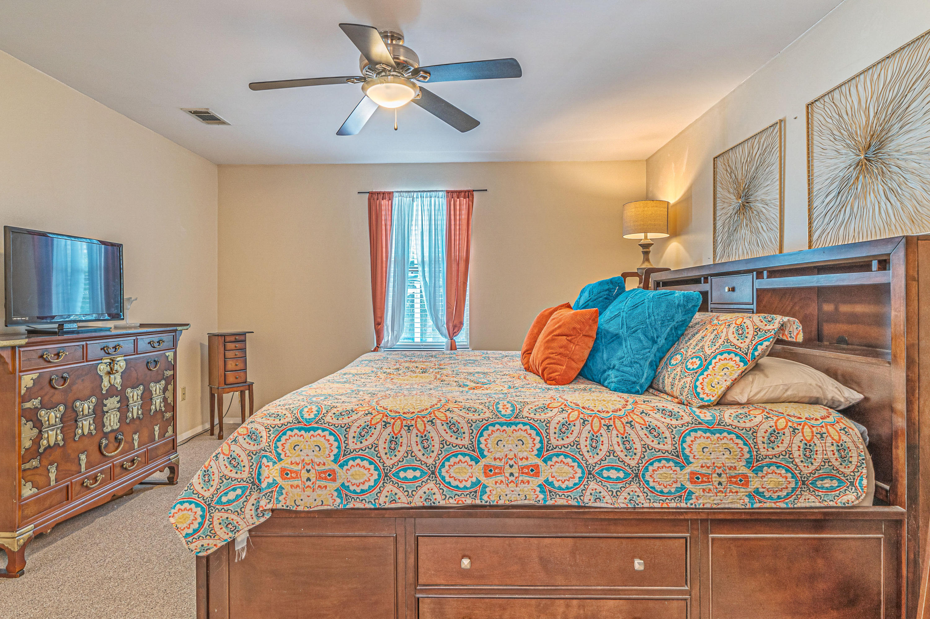 NORTHVIEW ESTATES - Residential