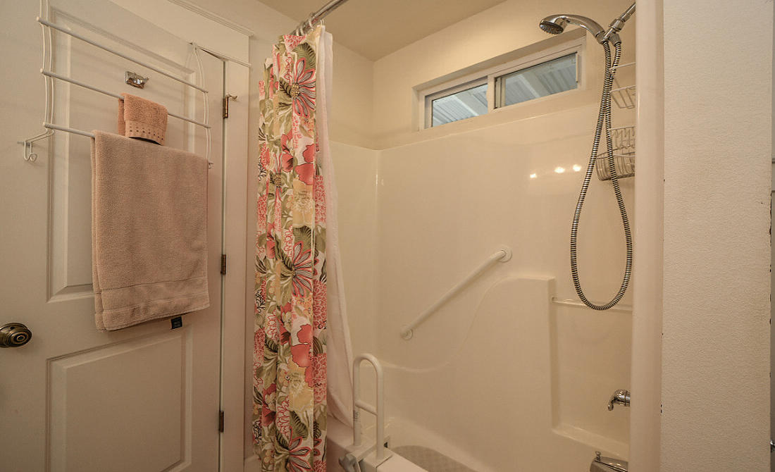 AUTUMN HEIGHTS - Residential