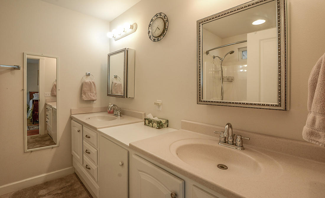 AUTUMN HEIGHTS - Residential