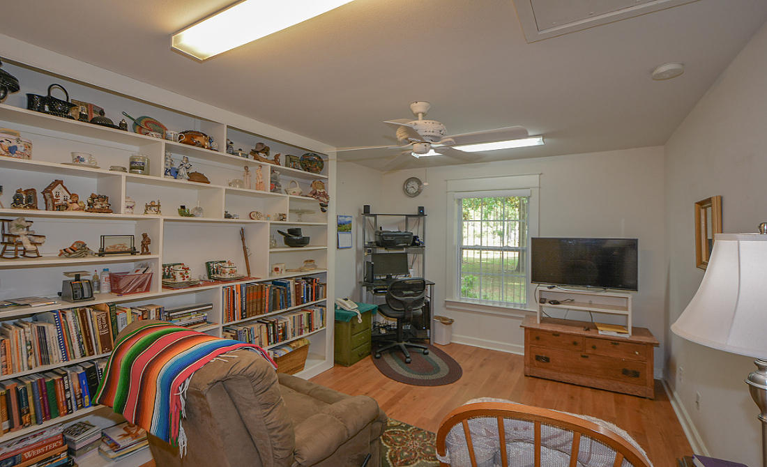 AUTUMN HEIGHTS - Residential