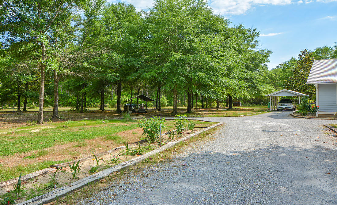 AUTUMN HEIGHTS - Residential