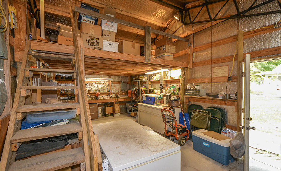 AUTUMN HEIGHTS - Residential