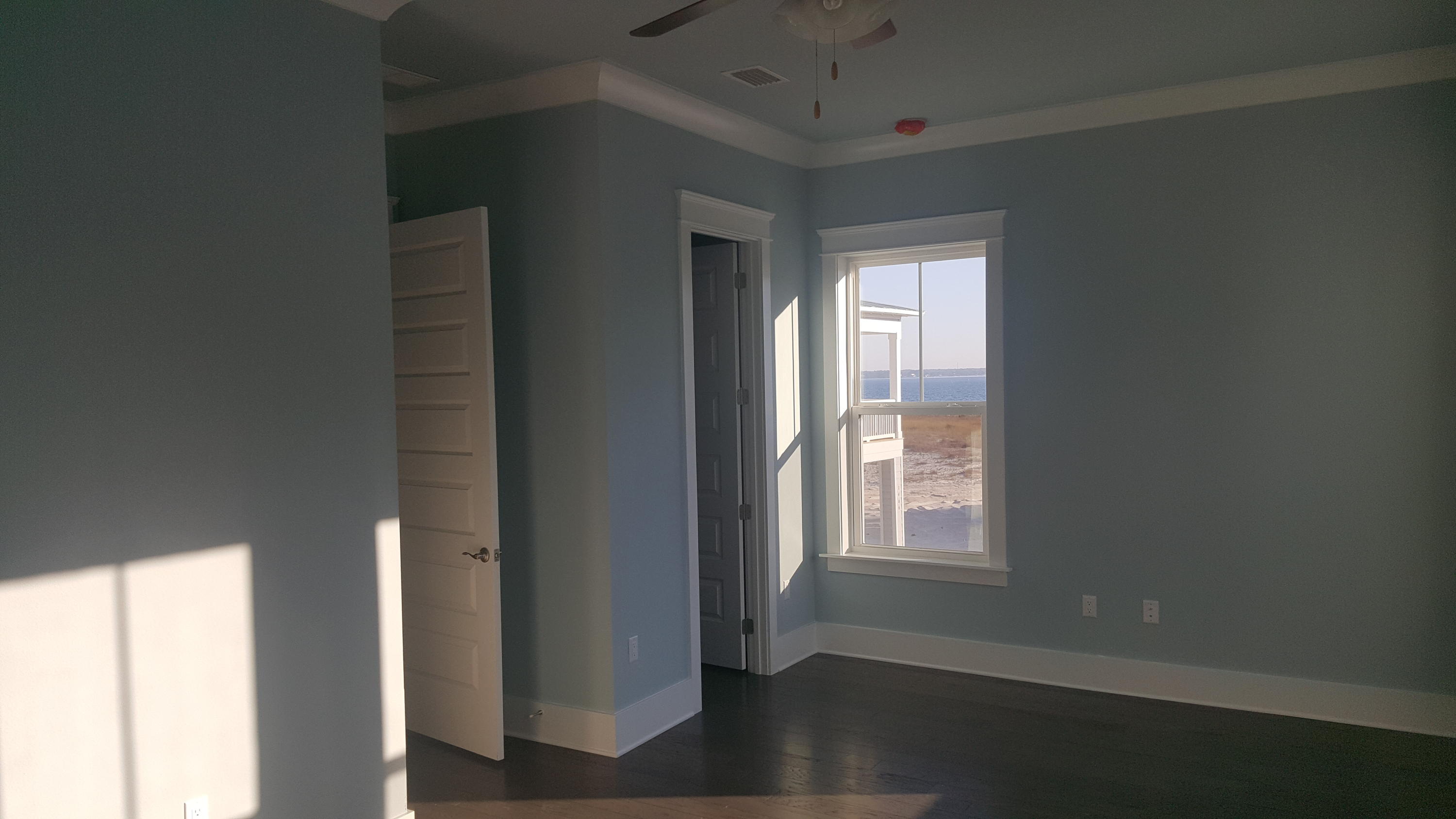 BY THE SEA - Residential