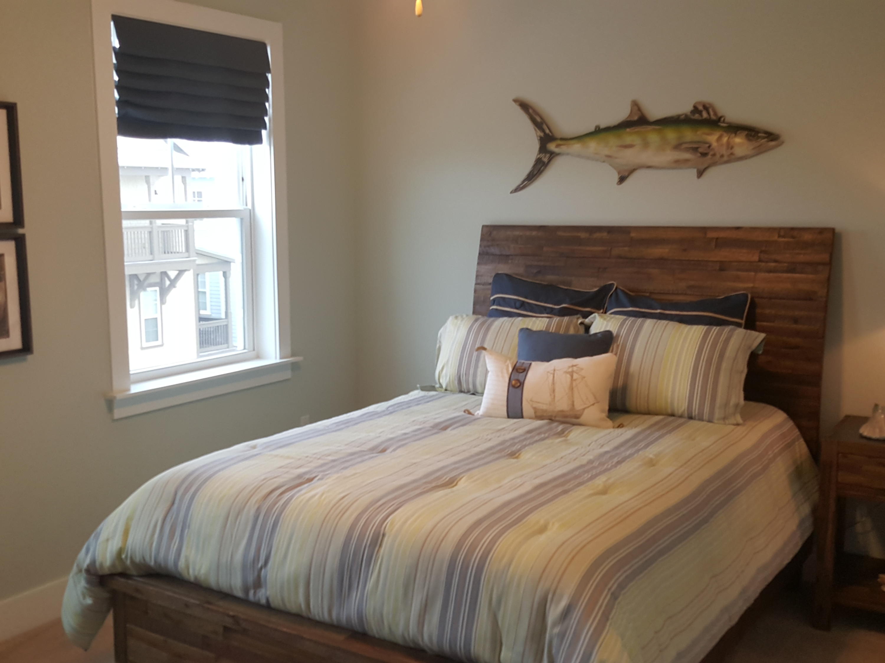 BY THE SEA - Residential