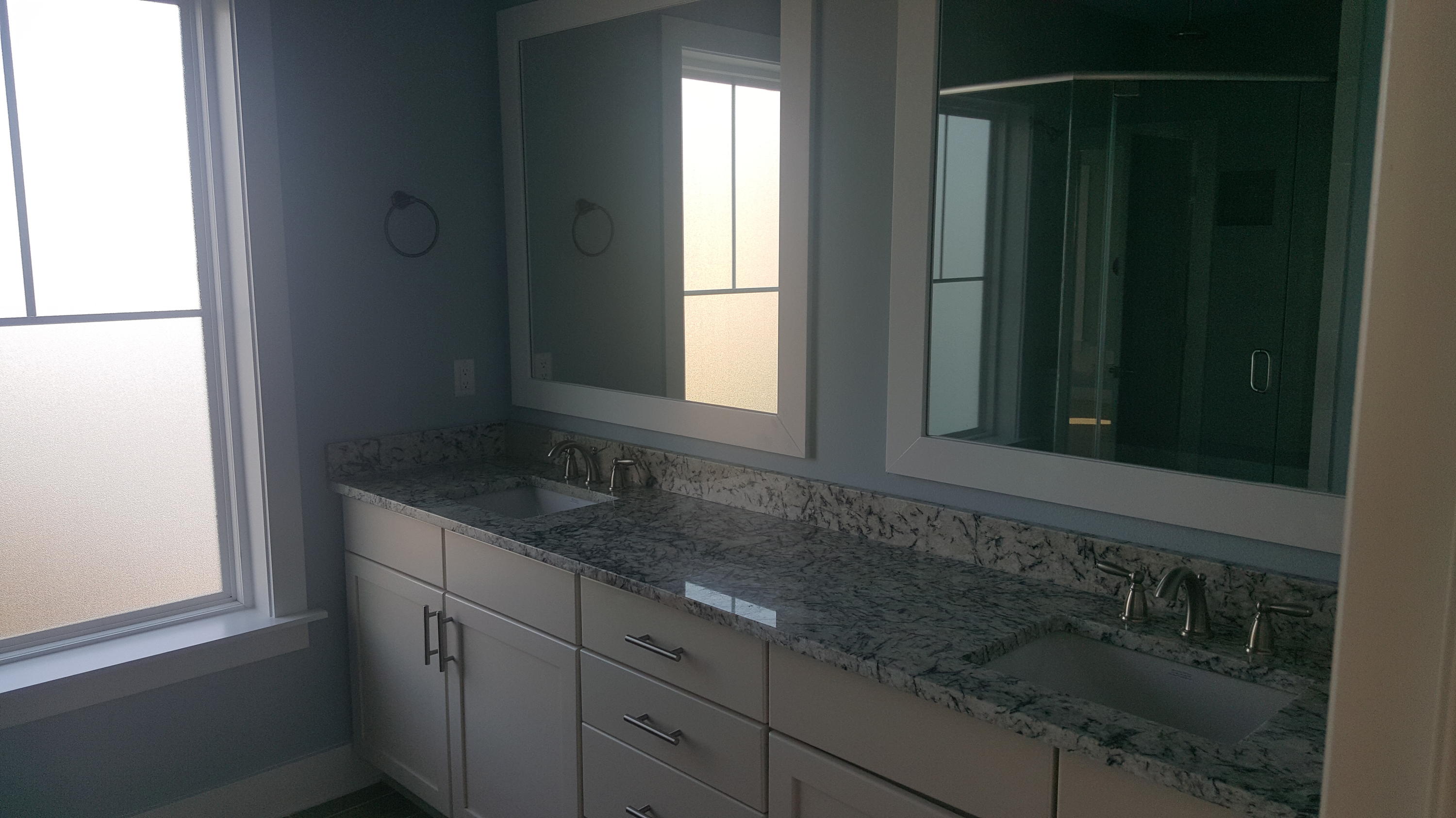 BY THE SEA - Residential