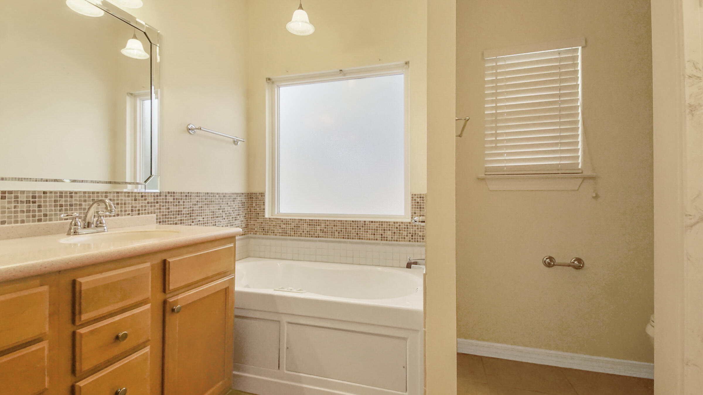 MAGNOLIA LAKE ESTATES PH 2 - Residential