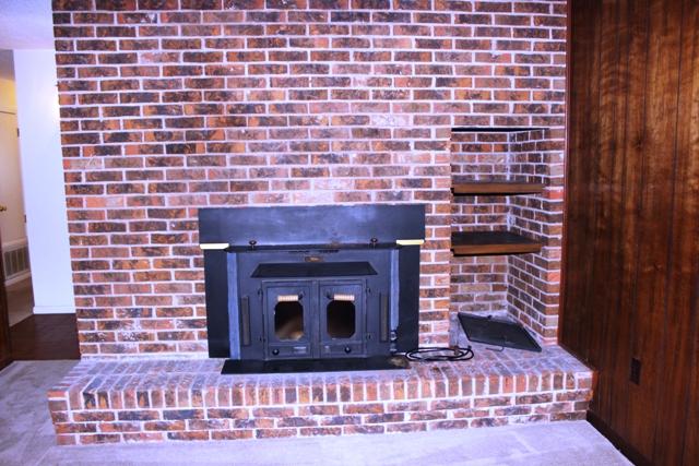 COLLEGE WOOD - Residential