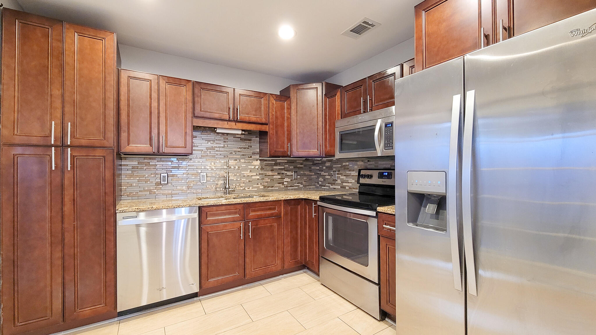 HIDDEN TRAILS PH 1 - Residential