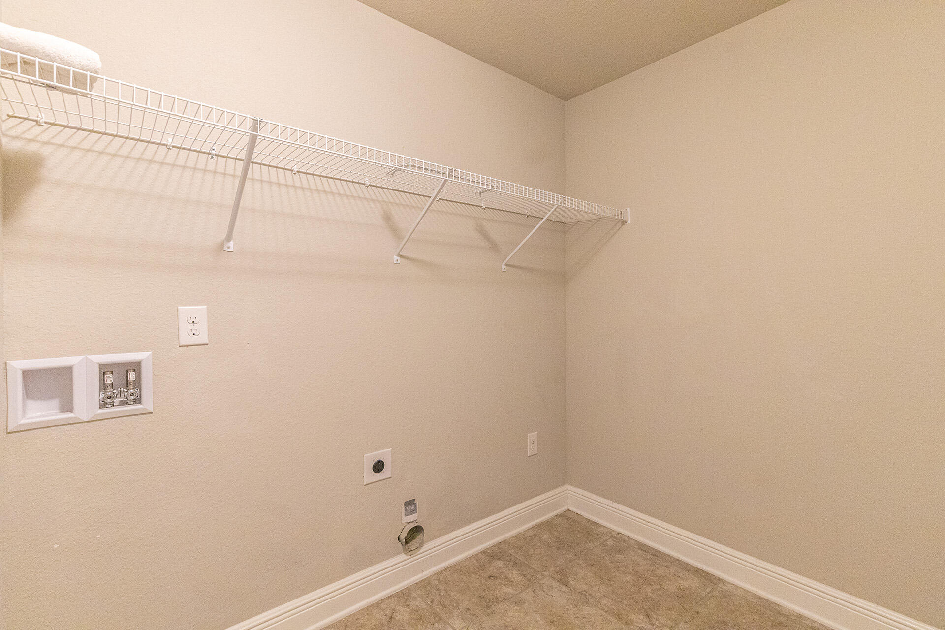 FOX VALLEY - Residential