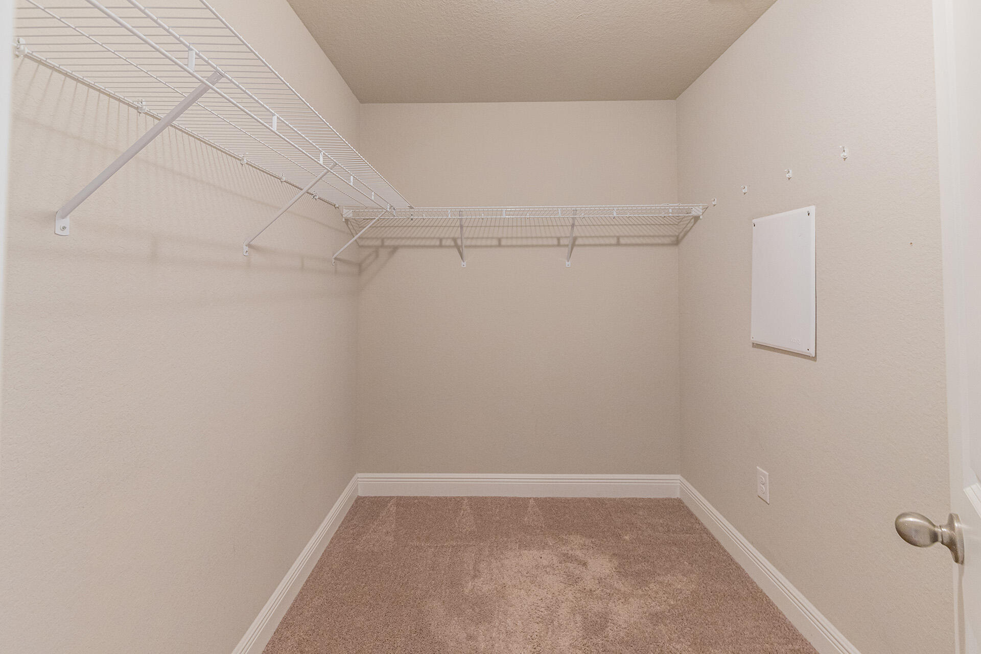 FOX VALLEY - Residential