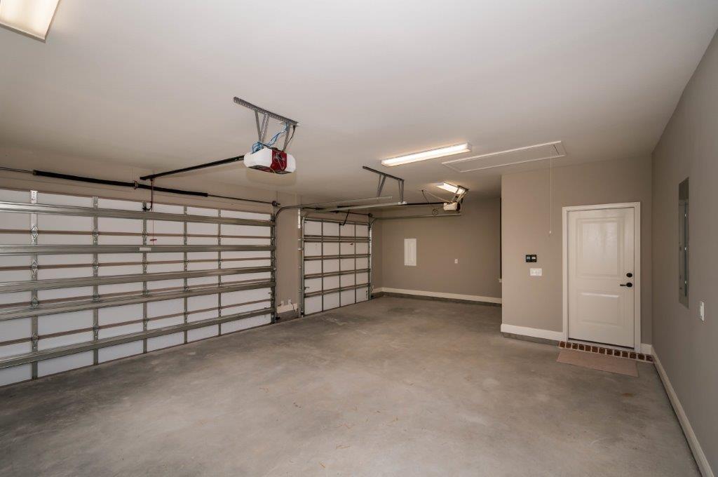 MILL CREEK FARMS - Residential