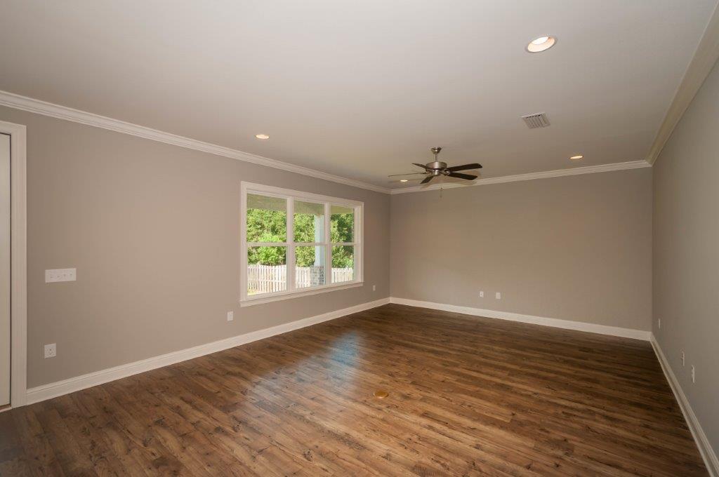 MILL CREEK FARMS - Residential