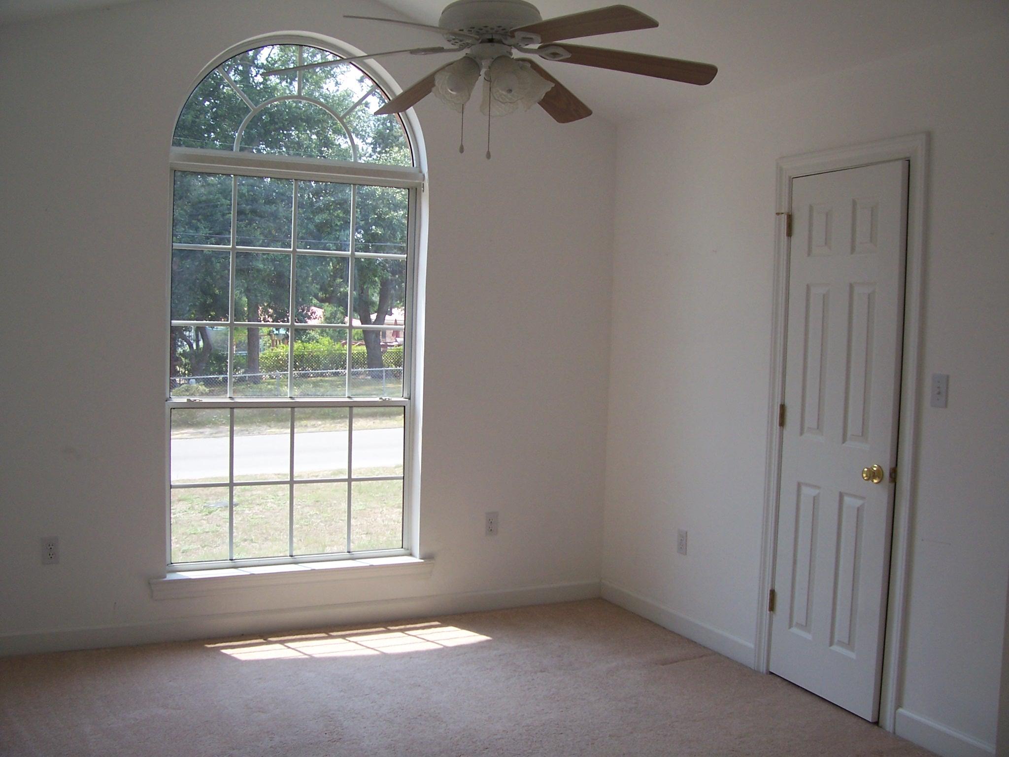 BULLOCK ESTATES - Residential Lease