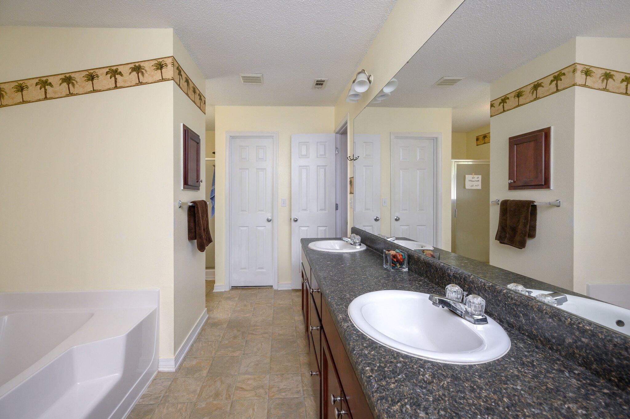 ALICIA PLACE - Residential