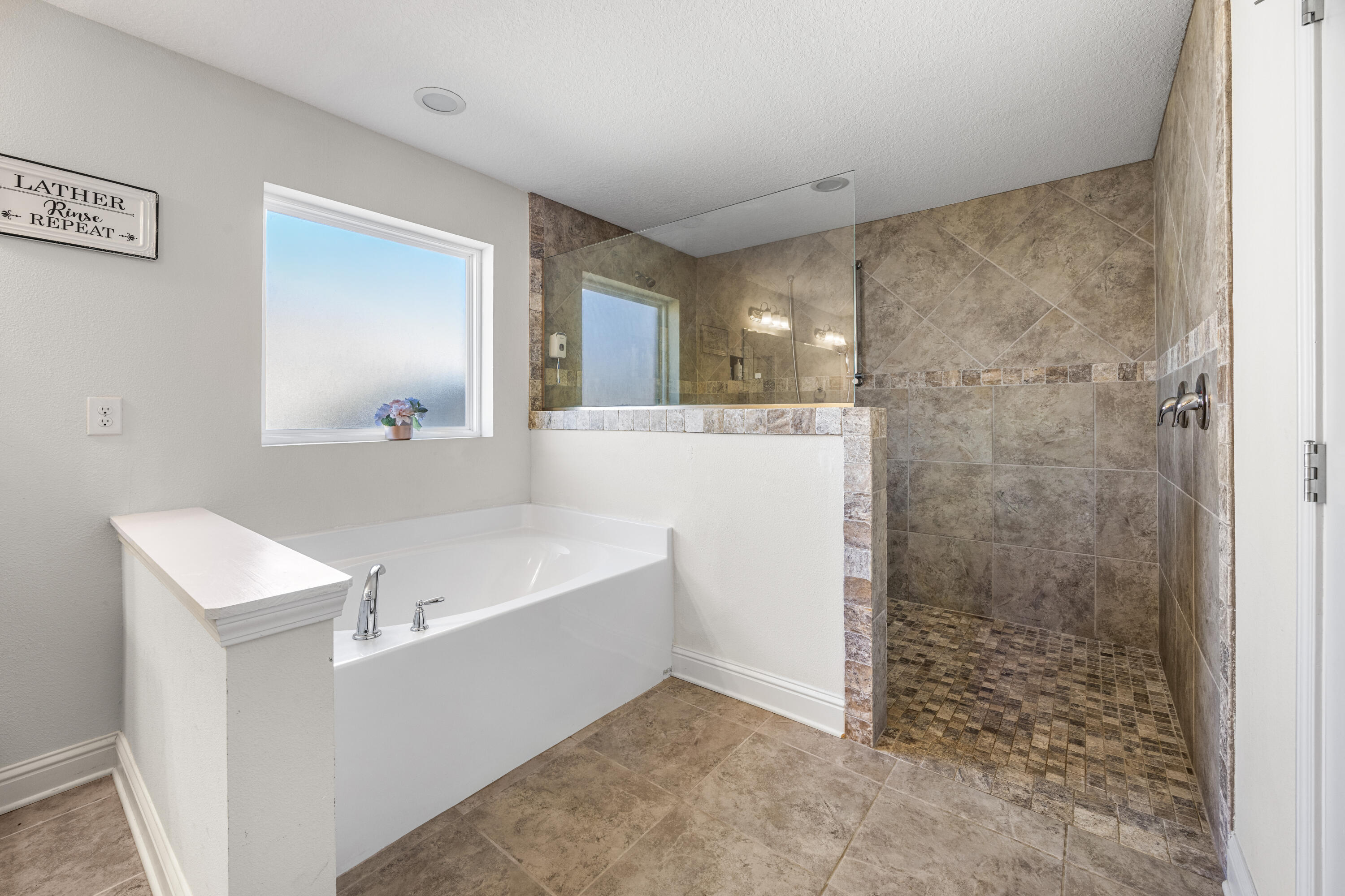 NATURE LAKE PH 1 - Residential