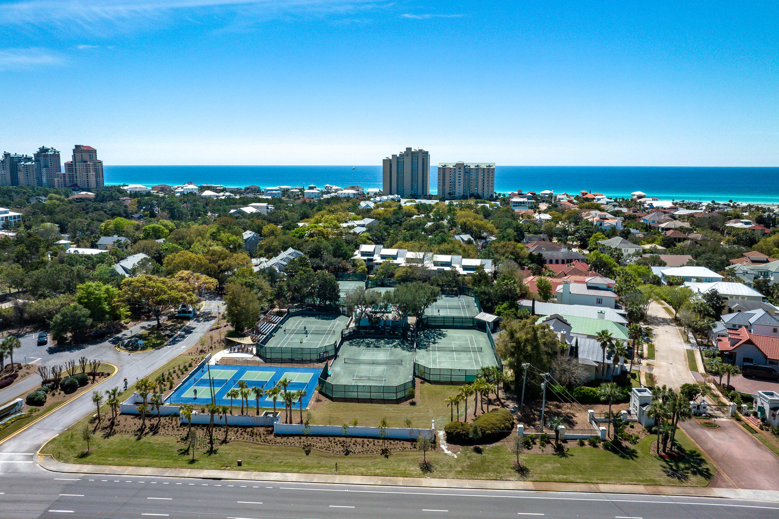 HIDDEN DUNES GULFSIDE 1 - Residential