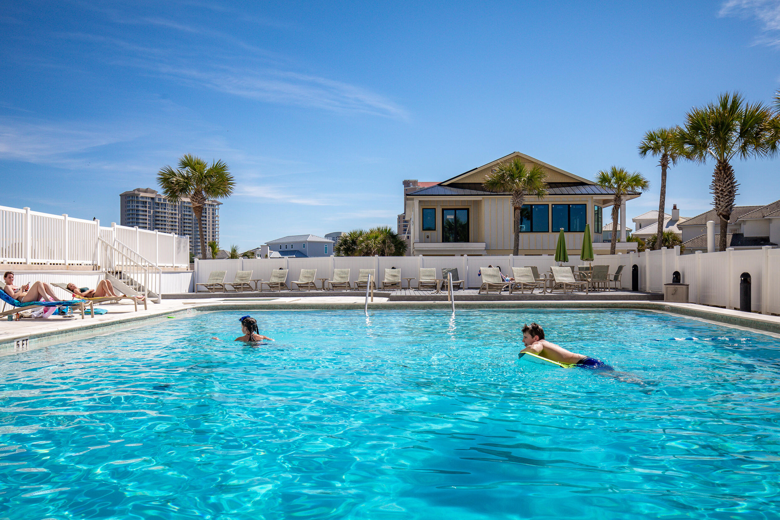 HIDDEN DUNES GULFSIDE 1 - Residential