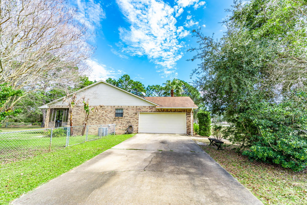 HOLLEY BY THE SEA - Residential