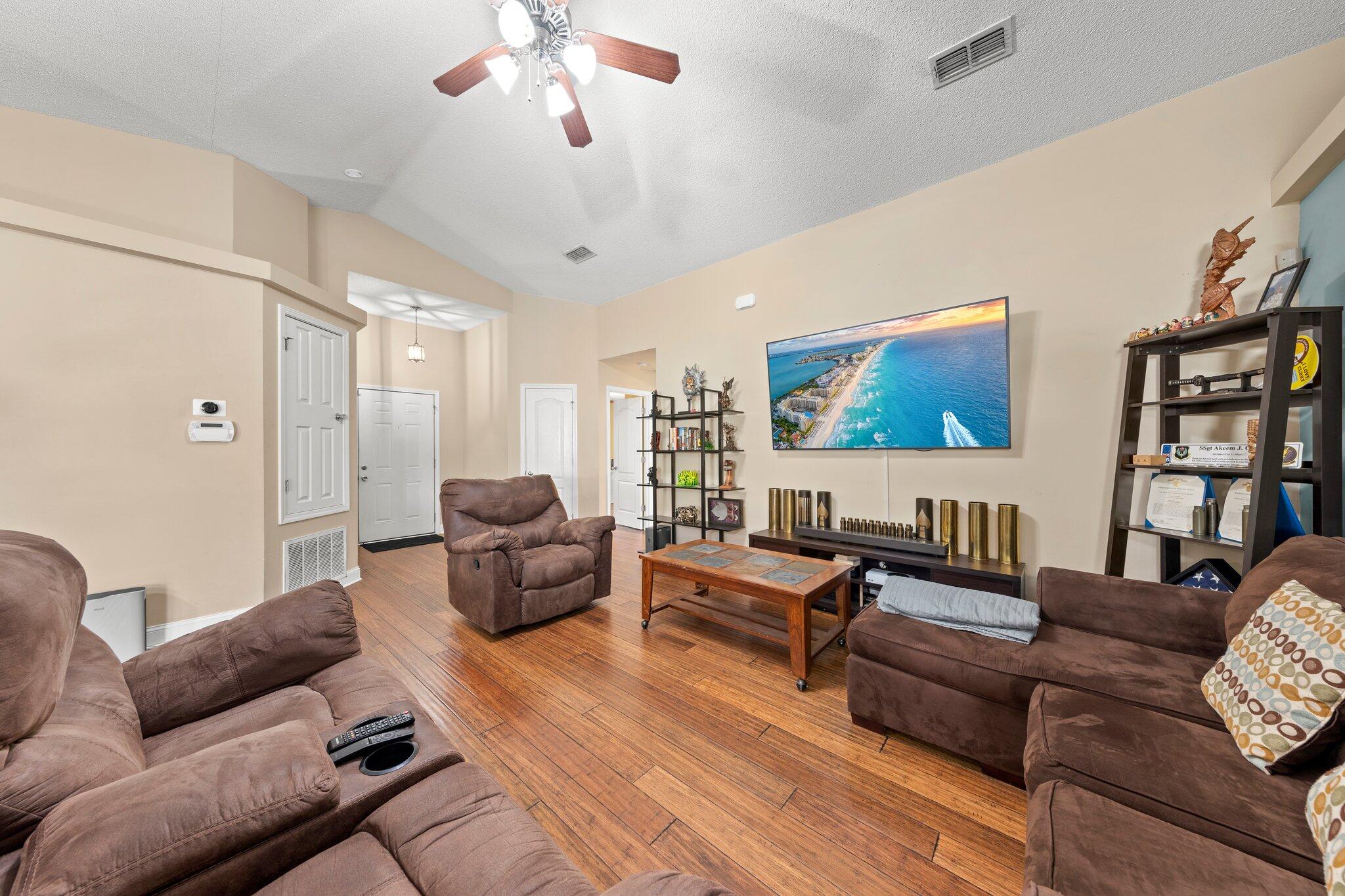 PROMISE CREEK - Residential